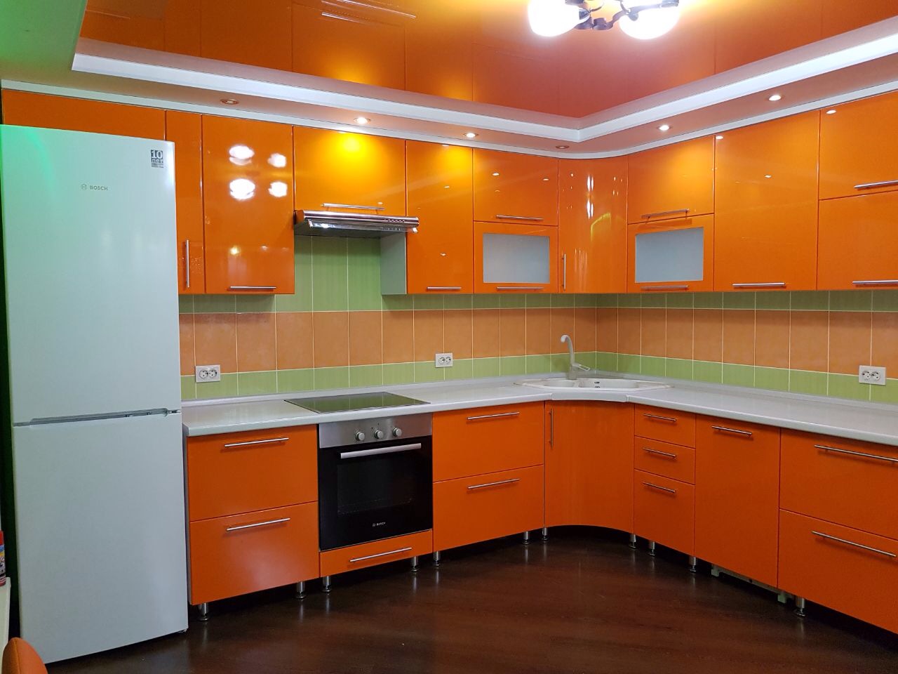 Кухня акрилайн